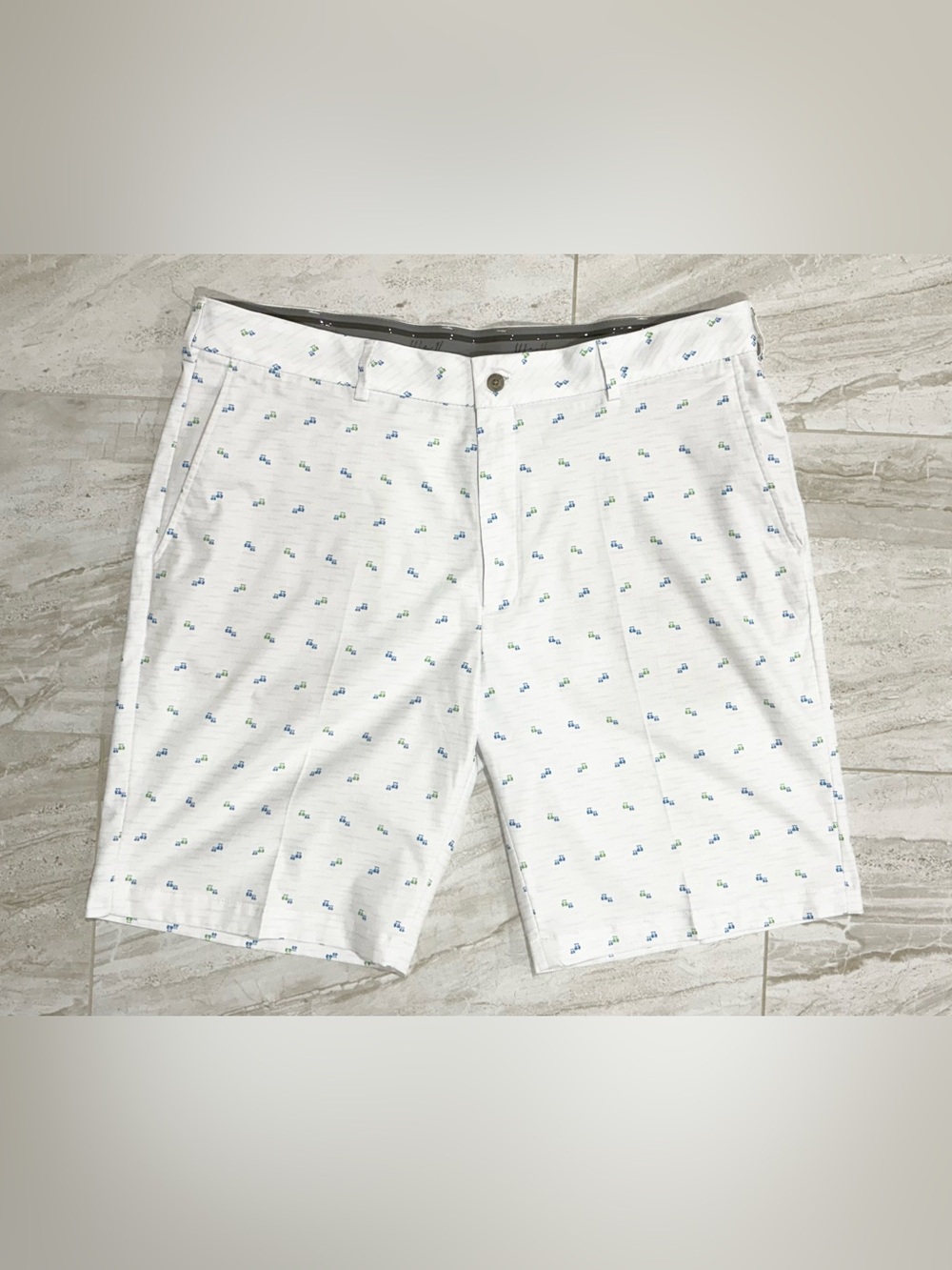 Walter Hagen Men’s White Golf Shorts
